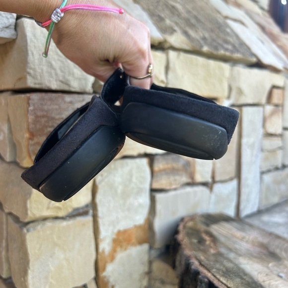 VIONIC Rest Floriana Black toe post Sandals w/Eye-Catching Beaded Design Sz-6. N - Picture 7 of 12